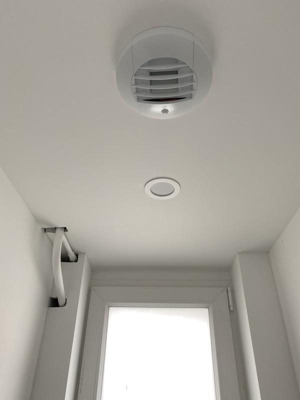VMC simple flux hygroréglable type A/B installée pour renouvellement d’air