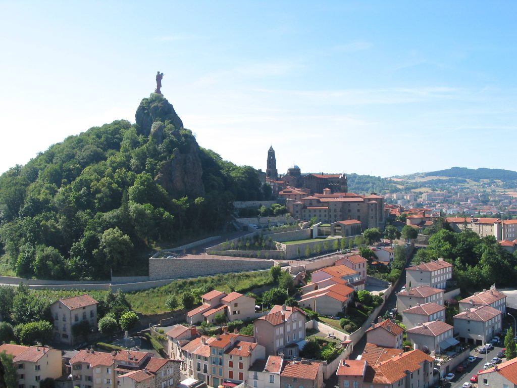 Le_Puy-en-Velay_-_Panorama_-_JPG1