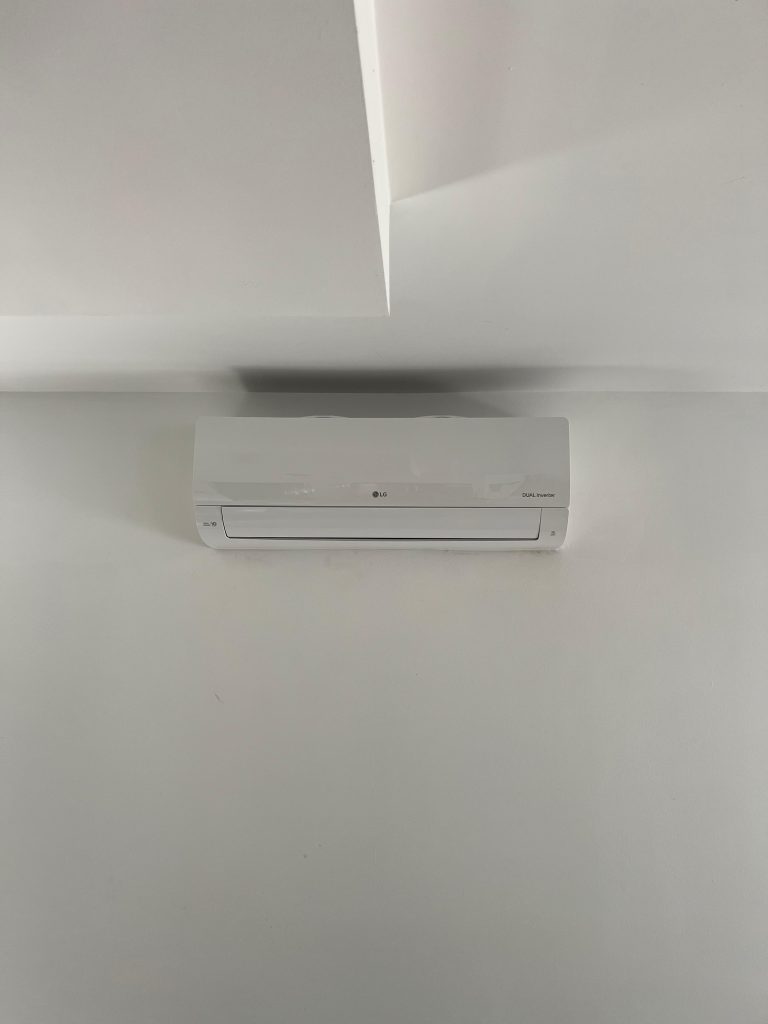 Système VMC double flux installé dans logement par MINUTENERGY